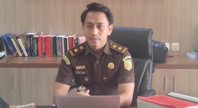 
					Kasi Pidum Kejari Nunukan, Hajar Aswad.