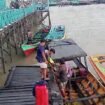 Jembatan baru Kp Rumput Laut Mamolok. Di lokasi ini 4 mesin perahu nelayan diambil pencuri.