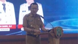 Wakil Bupati Nunukan, Hermanus saat memberikan sambutan dalam sosialisasi dan Bimtek Penerapan Pola Pengelolaan Keuangan BLUD (PPK-BLUD), Senin (28/7/2025). Dok.Prokopim.
