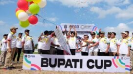 Bupati Nunukan, Irwan Sabri membuka turnamen Sepak bola Bupati Cup 2025, Sabtu (19/7/2025). Dok.Prokopim.