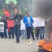 Aksi demonstrasi mahasiswa Nunukan menuntut tanggung jawab Kapolres atas penangkapan Kasat Reskoba SH bersama 3 anggota polisi lain dalam keterlibatan mereka di bisnis narkoba, Kamis (17/7/2025).