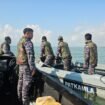 Operasi pencarian hari kedua untuk 2 ABK yang hilang di Perairan Tanjung Aru, Pulau Sebatik. Dok. Penerangan LANAL Nunukan.
