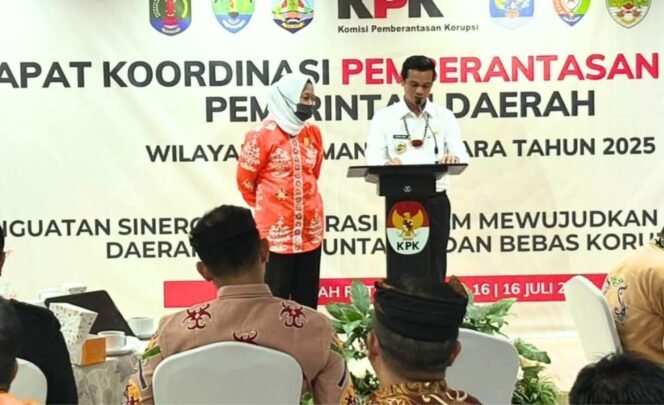 
					Bupati Nunukan, Irwan Sabri, menegaskan komitmennya untuk membangun pemerintahan bersih dan transparan saat menghadiri Rapat Koordinasi Pemberantasan Korupsi Pemerintah Daerah Wilayah Kalimantan Utara Tahun 2025 bersama Komisi Pemberantasan Korupsi (KPK) di Gedung Merah Putih, Jakarta, Rabu (16/7/2025). Dok.Prokopim.