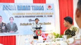 Bupati Nunukan, Irwan Sabri saat memberikan kata sambutan di malam ramah tamah bersama Danrem 092/Maharajalila, di Cafe Sayn, Kamis (3/7/2025). 