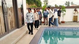 Bupati Nunukan, Irwan Sabri, meresmikan Grand Opening Sinar Resort, di Jalan Sultan Hasanuddin, RT 11, Desa Sungai Pancang, Kecamatan Sebatik Utara, Minggu (19/07/2025). Dok.Prokopim.