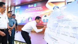 Bupati Nunukan, Kalimantan Utara, Irwan Sabri, meluncurkan tiga proyek perubahan, masing masing, SEPATU, PELITA dan KASIH JKN, Rabu (06/08/2025). Dok.Prokopim.