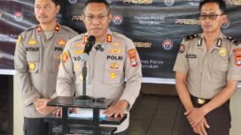 Kapolres Nunukan AKBP Bonifasius Rumbewas saat jumpa pers terkait penangkapan 4 anggota Polres Nunukan oleh Mabes Polri terkait dugaan keterlibatan narkoba.