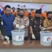 Polres Nunukan, Kalimantan Utara, memusnahkan 849,44 gram sabu sabu, hasil pengungkapan medio Juni - September 2025, Kamis (11/9/2025).