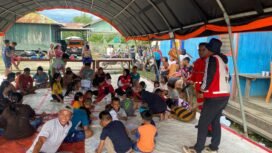Trauma healing yang dilakukan PMI Nunukan untuk memulihkan trauma pasca kebakaran Mansalong, Mingg (14/9/2025). Dok.PMI Nunukan.