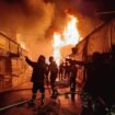 Kebakaran Mansalong, Minggu (14/9.2025) dini hari. BPBD Nunukan mencatat 51 bangunan habis terbakar, 56 KK kehilangan tempat tinggal. Dok.Disdamkar Nunukan.