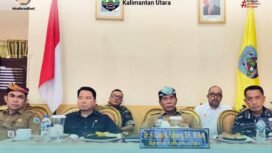 Gubernur Kaltara, Zainal Arifin Paliwang mengikuti Rapat Percepatan Realisasi belanja untuk Memacu Pertumbuhan Ekonomi, secara virtual, Senin (20/10/2025). Dok. Biro Adpim Kaltara.