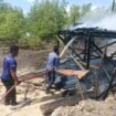 Sebuah rumah kayu milik Samsul Alang, warga Jalan Nelayan, RT 04, Desa Balansiku,Pulau Sebatik, Nunukan, Kalimantan Utara, ludes terbakar pada Kamis (16/10/2025) siang. Dok.Disdamkar Nunukan.