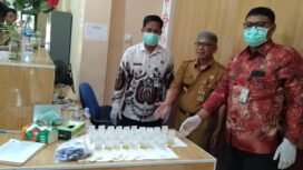 Komitmen war of drugs, Bakesbangpol Nunukan gelar tes urine bagi 32 pegawainya. Dok.Kesbangpol Nunukan.