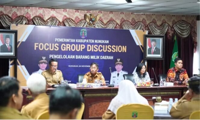 
					Pemerintah Kabupaten Nunukan, menggelar Focus Group Discussion (FGD) Pengelolaan Barang Milik Daerah di  ruang VIP lantai  4 kantor Bupati Nunukan, Senin, 24 November 2025. Dok.Prokopim.