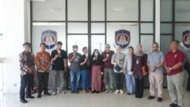 6 WN Malaysia dideportasi pada Senin (3/11/2025). Mereka masuk ilegal ke Sebatik demi makan bakso di depan PLBN Sebatik. Dok.Imigrasi Nunukan.