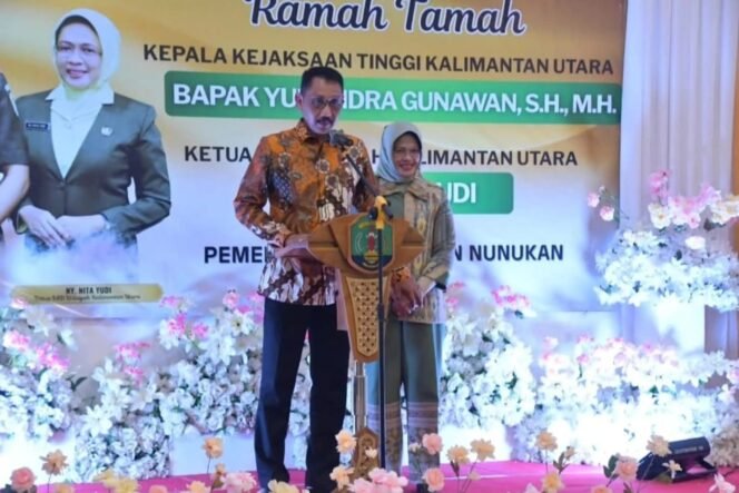 
					Kajati Kaltara, Yudi Indra Gunawan saat ramah tamah pada kunjungan perdananya ke Kabupaten Nunukan, Selasa (18/11/2025). Dok.Prokopim.