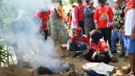 Desa Tanjung Karang, Pulau Sebatik, Nunukan, Kalimantan Utara, merayakan HUT 29 dengan cara bakar bakar ikan di Pantai Batu Lamampu, Minggu (2/11/2025). Dok.Prokopim.