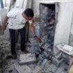 Sebuah gudang barang bekas, milik Herman (69), seorang mekanik, warga Jalan Ahmad Yani, RT 08, Desa Sei Pancang, Sebatik Utara ludes terbakar, Jumat (22/11/2025) sore. Dok.Disdamkar Nunukan.
