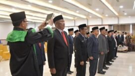 Sebanyak 17 Pejabat Pimpinan Tinggi Pratama (Eselon II), dilantik Bupati Nunukan, Irwan Sabri di Lantai V Gedung Pemda Nunukan, Senin (10/11/2025). Dok.Prokopim.