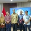 Disnakertrans Nunukan bersama Anggota DPRD dan perwakilan transmigran SP 5 Sebakis menghadap Menakertrans Yassierli. Dok.Suhadi.