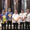 Wakil Gubernur Kaltara, Ingkong Ala, menandatangani Berita Acara Serah Terima (BAST) dan Naskah Hibah Barang Milik Negara (BMN), dari Kementerian ESDM, di Jakarta, Rabu (3/12/2025). Dok.ESDM Kaltara.