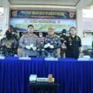 Jumpa Pers TNI AL Nunukan terkait pengungkapan penyelundupan 99 gram sabu sabu Malaysia melalui pesisir Sei Pancang, Pulau Sebatik, Minggu (18/1/2026). Dok Penerangan LANAL Nunukan.