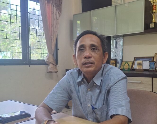 
					Kepala Dinas DKUKMPP Nunukan, Muhtar.