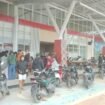 Antrean tiket pesawat di Bandara Long Bawan, Krayan. Dok.Rian Antoni.
