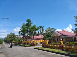 Deretan perumahan DPRD Nunukan yang sampai saat ini tak berfungsi sebagaimana mestinya.