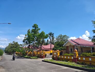 Deretan perumahan DPRD Nunukan yang sampai saat ini tak berfungsi sebagaimana mestinya.