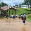 Dua sungai di Krayan, Sungai Pa' Lulut dan Sungai Pa' Bawan meluap, sebabkan banjir yang menggenangi akses jalan utama. Anak anak sekolah diliburkan. Dok.BPBD Nunukan.