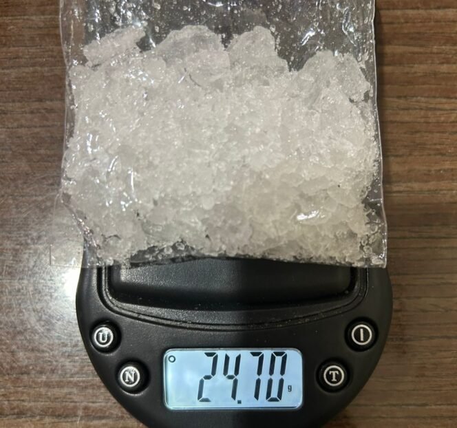 
					Sabu sabu seberat 24,7 gram yang diamankan dari I alias R, warga Jalan Dewi Sartika, Tanjung Harapan, Nunukan Selatan. I alias R diamankan dalam operasi penggerebekan di sebuah rumah di Desa Setabu, Sebatik Barat.