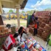 BPBD Nunukan menyalurkan bantuan bagi korban banjir di pedalaman Sembakung. Dok.BPBD Nunukan.