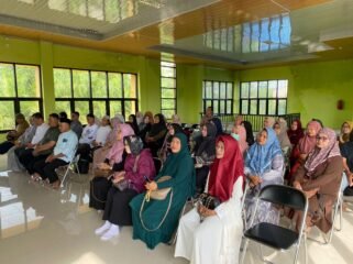 Sejumlah Calhaj Nunukan mengikuti Bimbingan Manasik Haji oleh Kemenhaj Nunukan. Dok.Kemenhaj Nunukan.