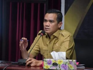Bupati Nunukan, Irwan Sabri saat memimpir Rakor masalah stok BBM dan persiapan Lebaran Idul Fitri 2026. Dok.Prokopim.