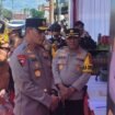 Kapolda Kaltara Irjen Pol Djati Wiyoto Abadhy saat mengecek kesiapan Pos Yan dan Pos Pam untuk Lebaran 2026 di Pulau Sebatik, Sabtu (14/3/2026).