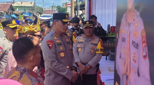 Kapolda Kaltara Irjen Pol Djati Wiyoto Abadhy saat mengecek kesiapan Pos Yan dan Pos Pam untuk Lebaran 2026 di Pulau Sebatik, Sabtu (14/3/2026).