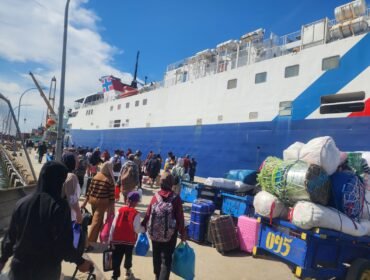 Suasana arus mudik lebaran 2026 di Pelabuhan Tunon Taka, Nunukan, Kaltara. 