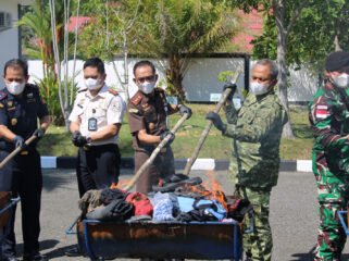 Pemusnahan barang bukti pidana dari total 75 perkara yang terjadi pada periode November 2025 hingga Januari 2026 di Kejari Nunukan, Rabu (4/3/2026). Dok.Kejari Nunukan.