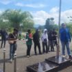 Aliansi Masyarakat Pemerhati Hukum Nunukan menggelar aksi damai di Kantor Kejari Nunukan menuntut transparansi 3 kasus dugaan korupsi yang sedang menjadi sosotan warga perbatasan RI - Malaysia. Selasa (14/4/2026).