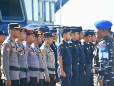 Apel Gelar Pasukan dalam rangka Operasi Pemberantasan Penyelundupan di wilayah Kabupaten Nunukan, yang dinisiasi Kantor Pengawasan dan Pelayanan Bea dan Cukai Tipe Madya Pabean C Nunukan, di Mako LANAL Nunukan, Senin (27/04/2026). Dok.Prokopim.