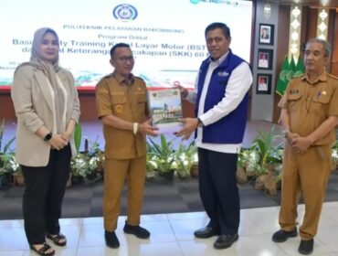 Pemerintah Kabupaten Nunukan, Kalimantan Utara, menggandeng Politeknik Pelayaran Barombong Makassar, untuk meningkatkan pengetahuan dan keahlian motoris di wilayah perbatasan RI – Malaysia, yang memiliki ketergantungan dengan transportasi laut. Dok.Prokopim.