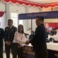 Hari Bakti Pemasyarakatan (HBP) ke-62, Lapas Nunukan berikan bantuan gerobak untuk mendukung ekonomi keluarga WBP. Dok.Lapas Nunukan.
