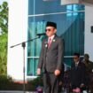 Wakil Bupati Nunukan, Hermanus, memimpin upacara Peringatan Hari Otonomi Daerah ke 30 di halaman Kantor Bupati Nunukan, Senin, (27/4/2026). Dok.Prokopim.