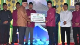 Bupati Nunukan, Irwan Sabri, membuka Musabaqah Tilawatil Qur’an (MTQ) XXI tingkat Kabupaten Nunukan Tahun 2026, di Lapangan Sepak Bola, Desa Liang Bunyu, Kecamatan Sebatik Barat, Minggu (26/4/2026). Dok.Prokopim.