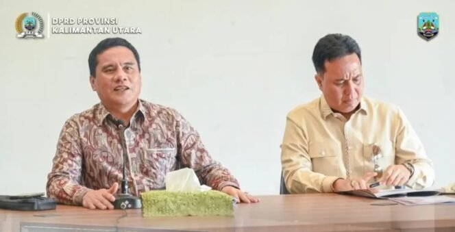 
					Panitia Khusus (Pansus) I DPRD Kaltara, menggelar Rapat Pembahasan Rancangan Peraturan Daerah (Ranperda) tentang Penghargaan Daerah, di Ruang Rapat Badan Penghubung Provinsi Kalimantan Utara, Kota Tarakan, Kamis (23/04/2026). Dok.DPRD Kaltara.