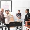 Anggota Pansus LKPJ Kaltara 2025, Ruman Tumbo dan La Dulah, meninjau berbagai proyek strategis lintas sektor, mulai dari infrastruktur jalan, pendidikan, hingga fasilitas pendukung pelayanan publik di Nunukan. Dok.DPRD Kaltara.