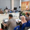 Tim Panitia Khusus (Pansus) Laporan Keterangan Pertanggungjawaban (LKPj) Gubernur Kalimantan Utara Tahun Anggaran 2025, menggelar rapat konfirmasi dan klarifikasi data hasil monitoring bersama sejumlah Organisasi Perangkat Daerah (OPD) terkait. Dok. DPRD Kaltara.