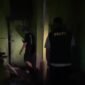 Polisi melakukan penyelidikan ke rumah penjual sabu yang viral di Medsos. TKP berapa di Jalan Straat Buntu, Pasar Baru, Nunukan. Dok.Polres Nunukan.
