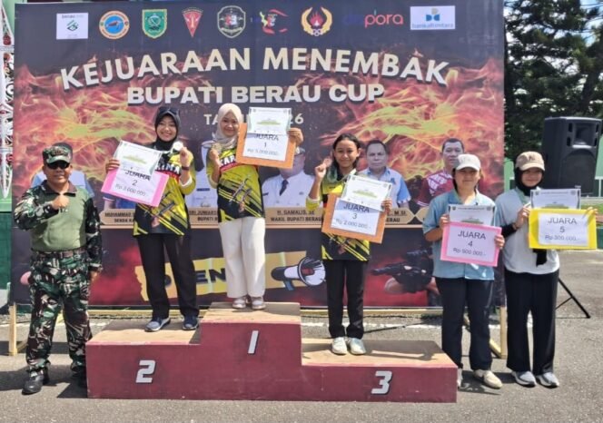 
					Tiga atlet penembak asal Nunukan, Kalimantan Utara, berhasil naik podium dan membawa pulang medali emas, perak dan perunggu dari kejuaraan menembak Piala Bupati Berau, Kaltim 2026. Dok.Hardi Ronggolawe.